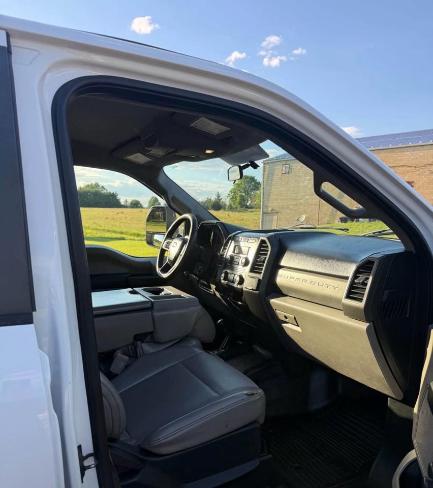 Ford F-450 SD Crew Cab DRW 4WD 2018