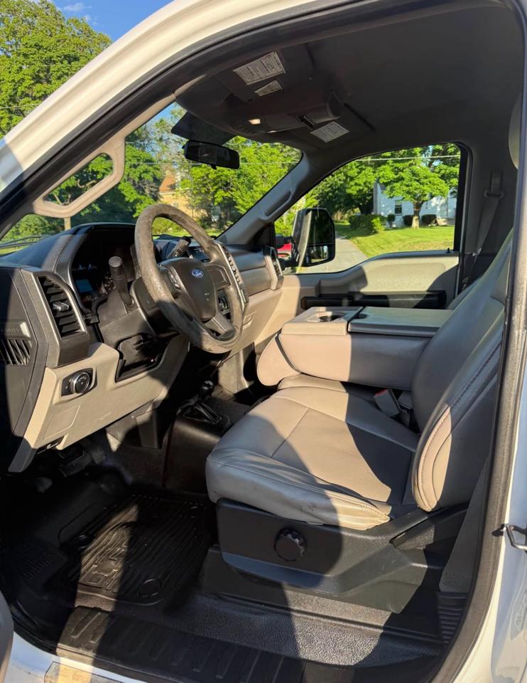 Ford F-450 SD Crew Cab DRW 4WD 2018