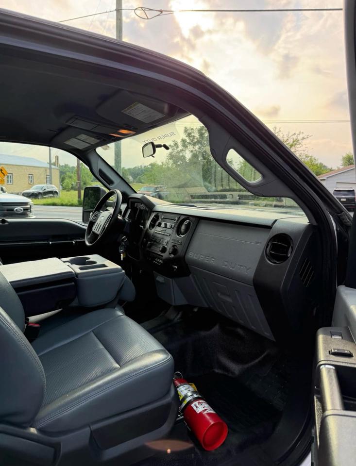 Ford F-550 SuperCab DRW 4WD 2015