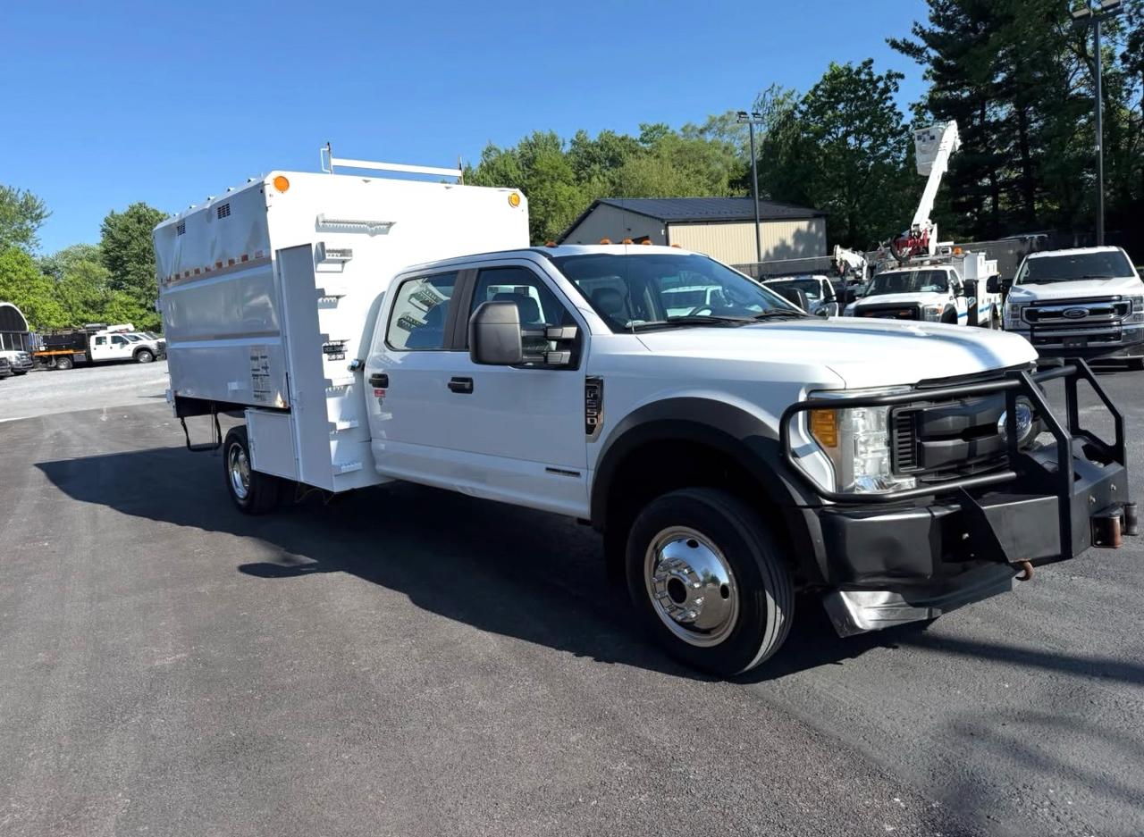 Ford F-550 Crew Cab DRW 4WD 2017