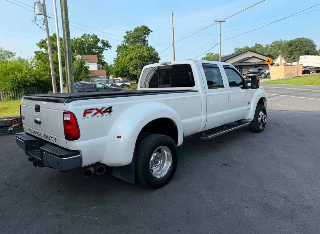 Ford F-350 SD King Ranch Crew Cab Long Bed DRW 4WD 2016
