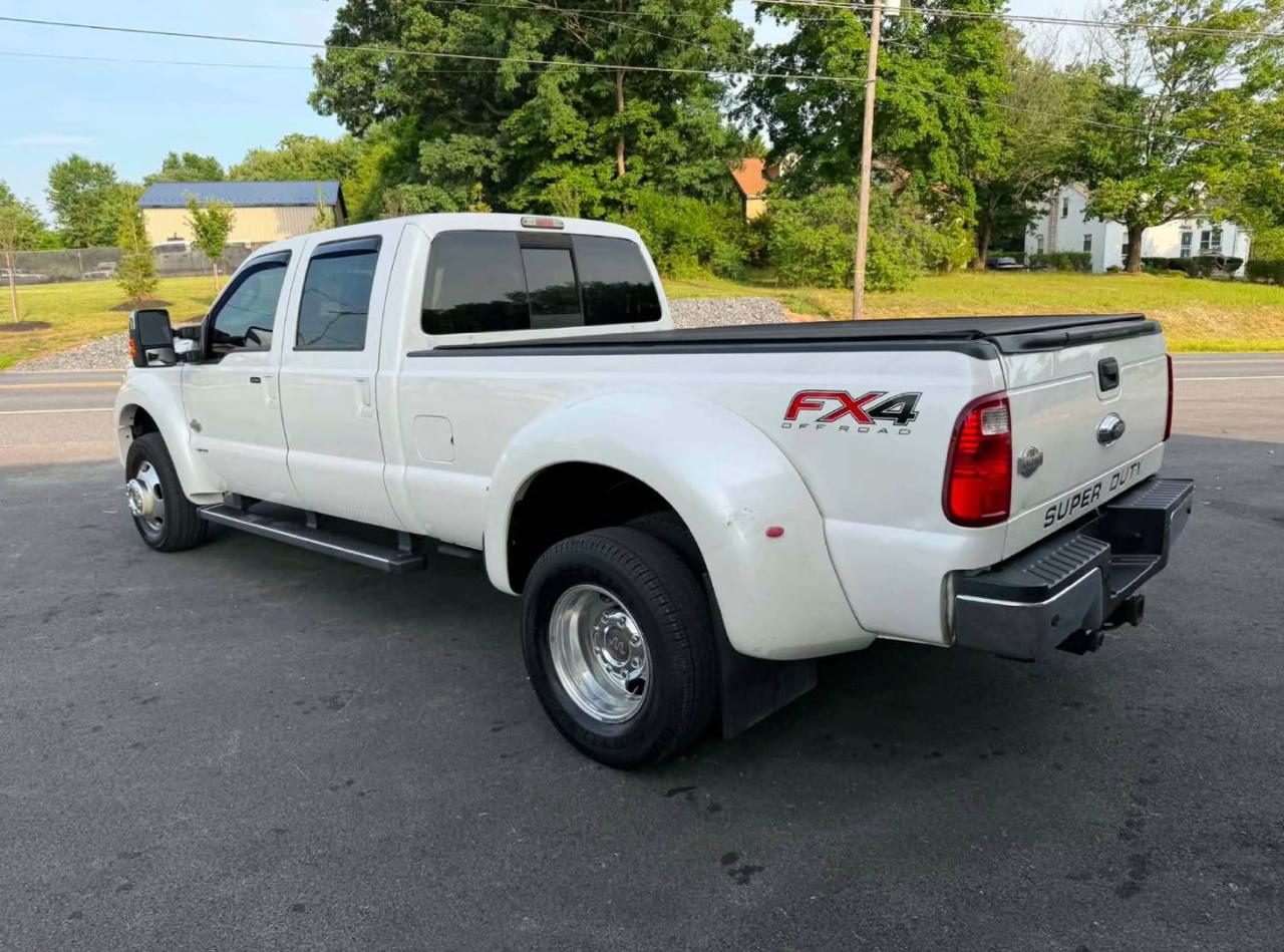 Ford F-350 SD King Ranch Crew Cab Long Bed DRW 4WD 2016
