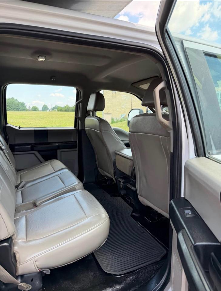 Ford F-450 SD Crew Cab DRW 4WD 2019