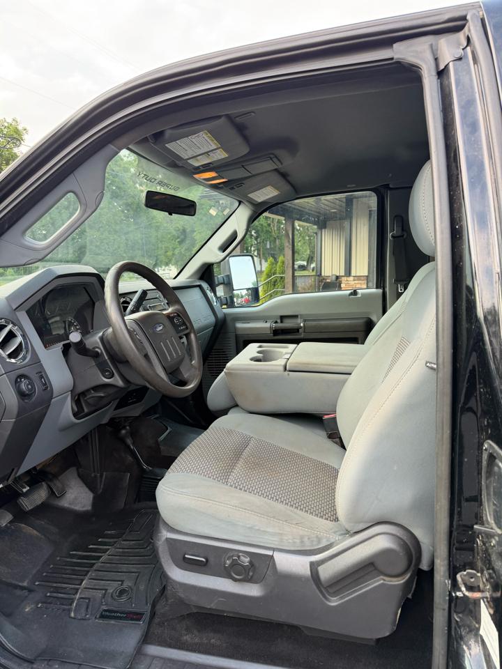 Ford F-250 SD XLT SuperCab Long Bed 4WD 2011