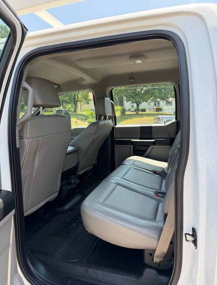 Ford F-550 Crew Cab DRW 4WD 2017