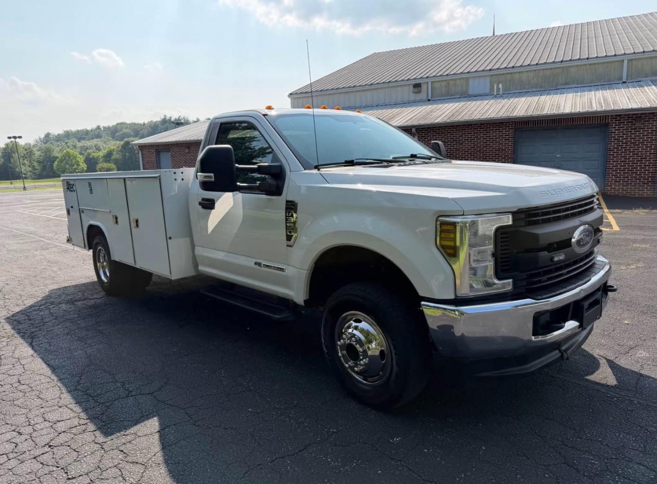 Ford F-350 SD XLT DRW 4WD 2019