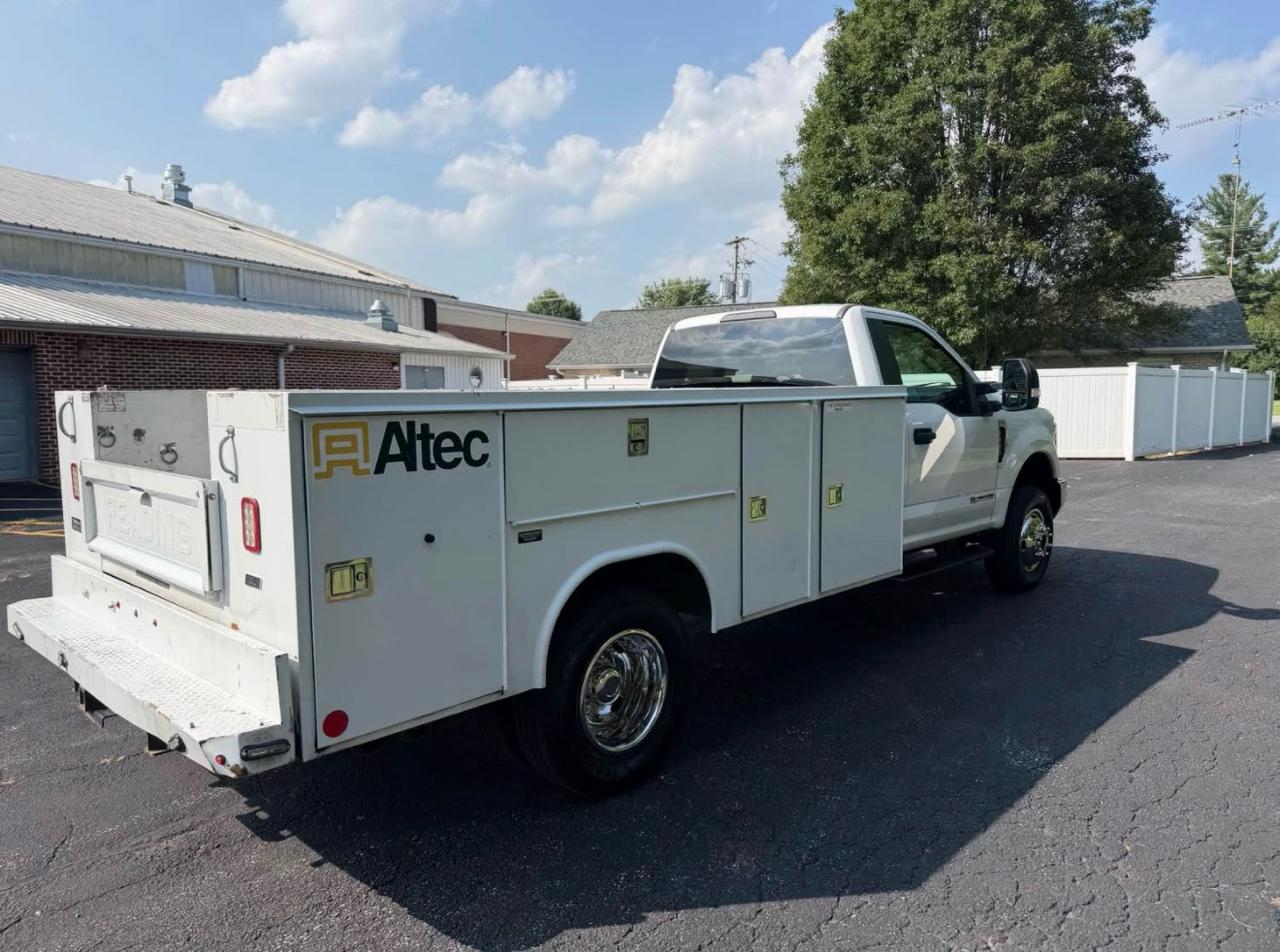 Ford F-350 SD XLT DRW 4WD 2019