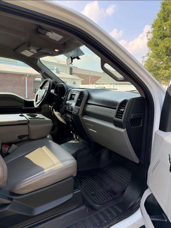 Ford F-350 SD XLT DRW 4WD 2019