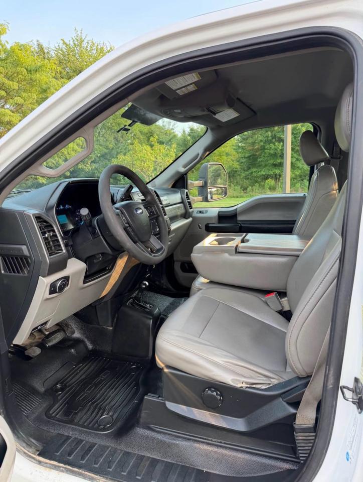 Ford F-550 Crew Cab DRW 4WD 2018