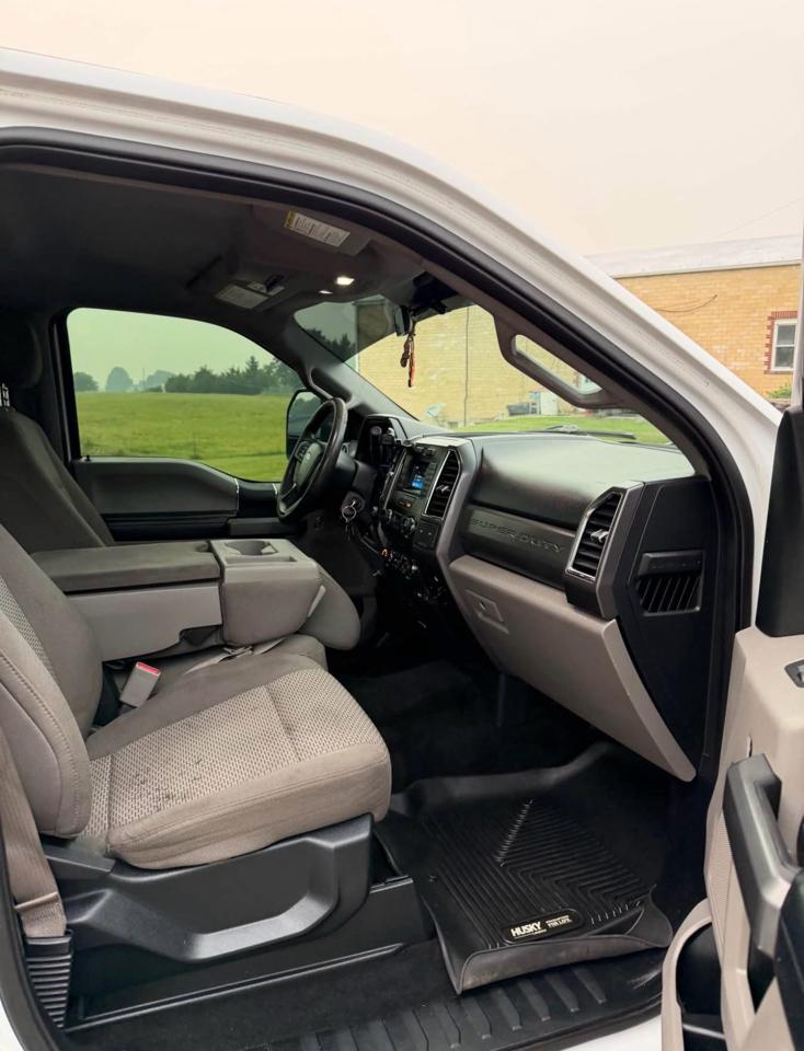 Ford F-350 SD XLT Crew Cab 4WD 2017