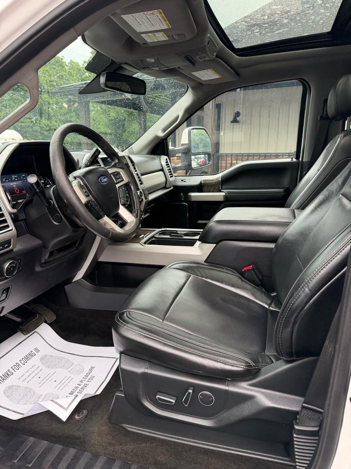 Ford F-350 SD Lariat Crew Cab Long Bed DRW 4WD 2017
