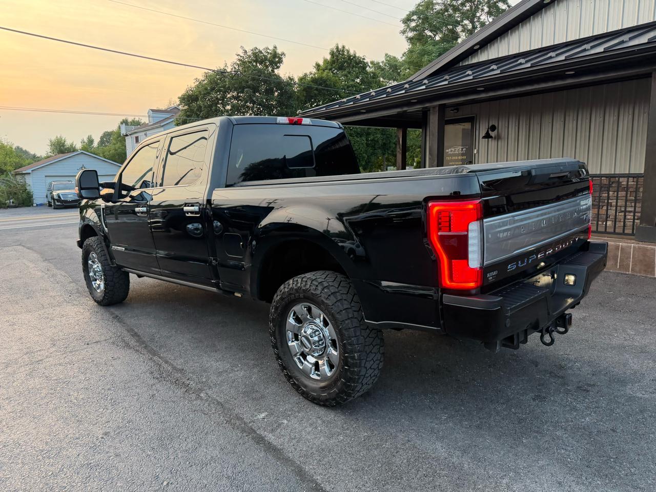 Ford F-350 SD Limited Crew Cab 4WD 2018