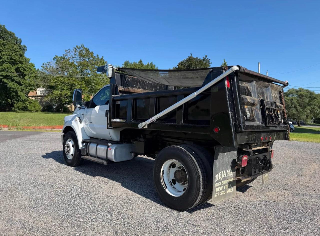 Ford F-750 Regular Cab 2WD DRW 2017