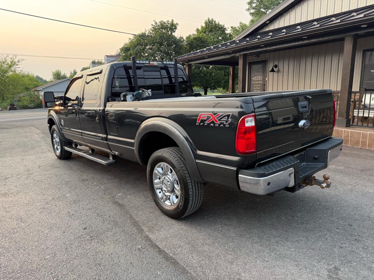Ford F-350 SD Lariat Crew Cab Long Bed 4WD 2015