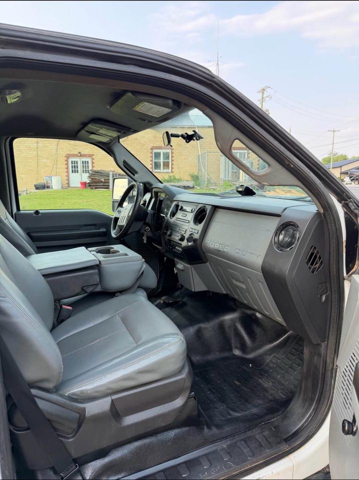 Ford F-450 SD Regular Cab DRW 2WD 2016