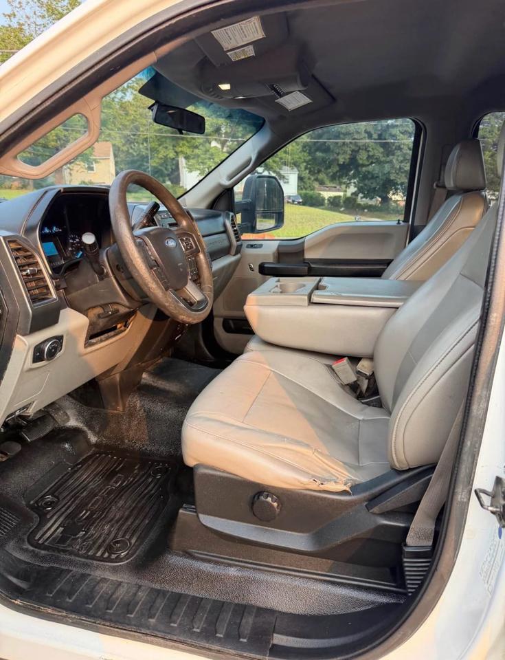 Ford F-250 SD XL Crew Cab 4WD 2018