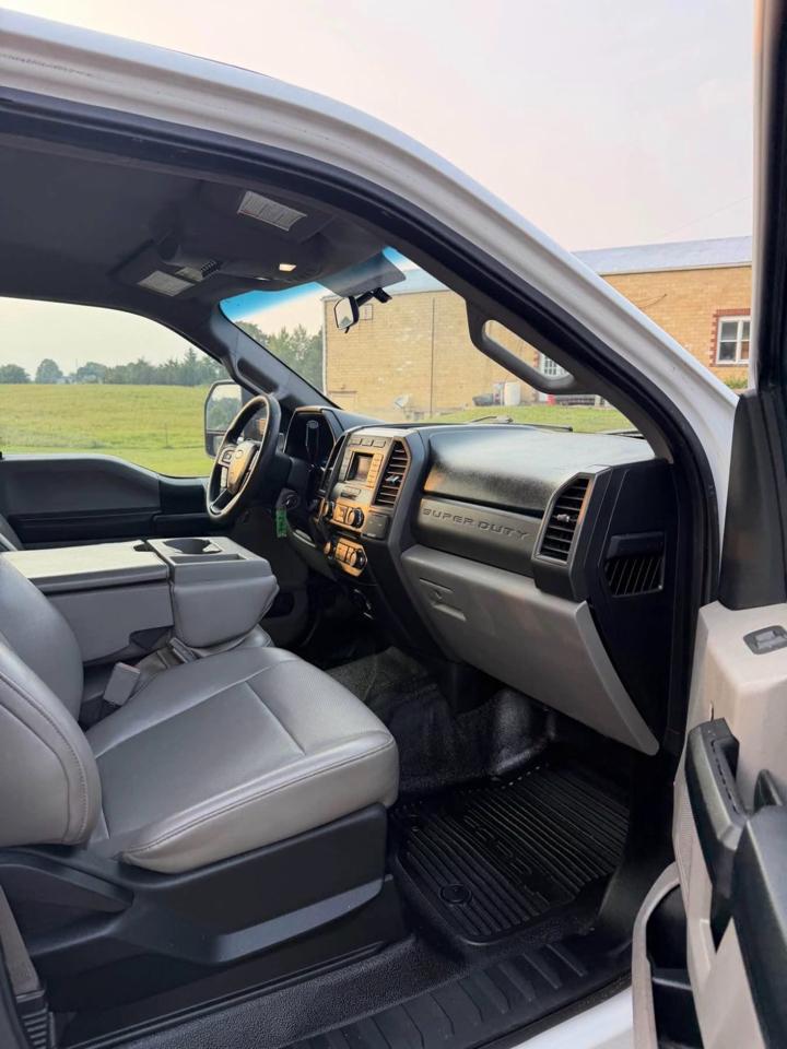 Ford F-250 SD XL Crew Cab 4WD 2018