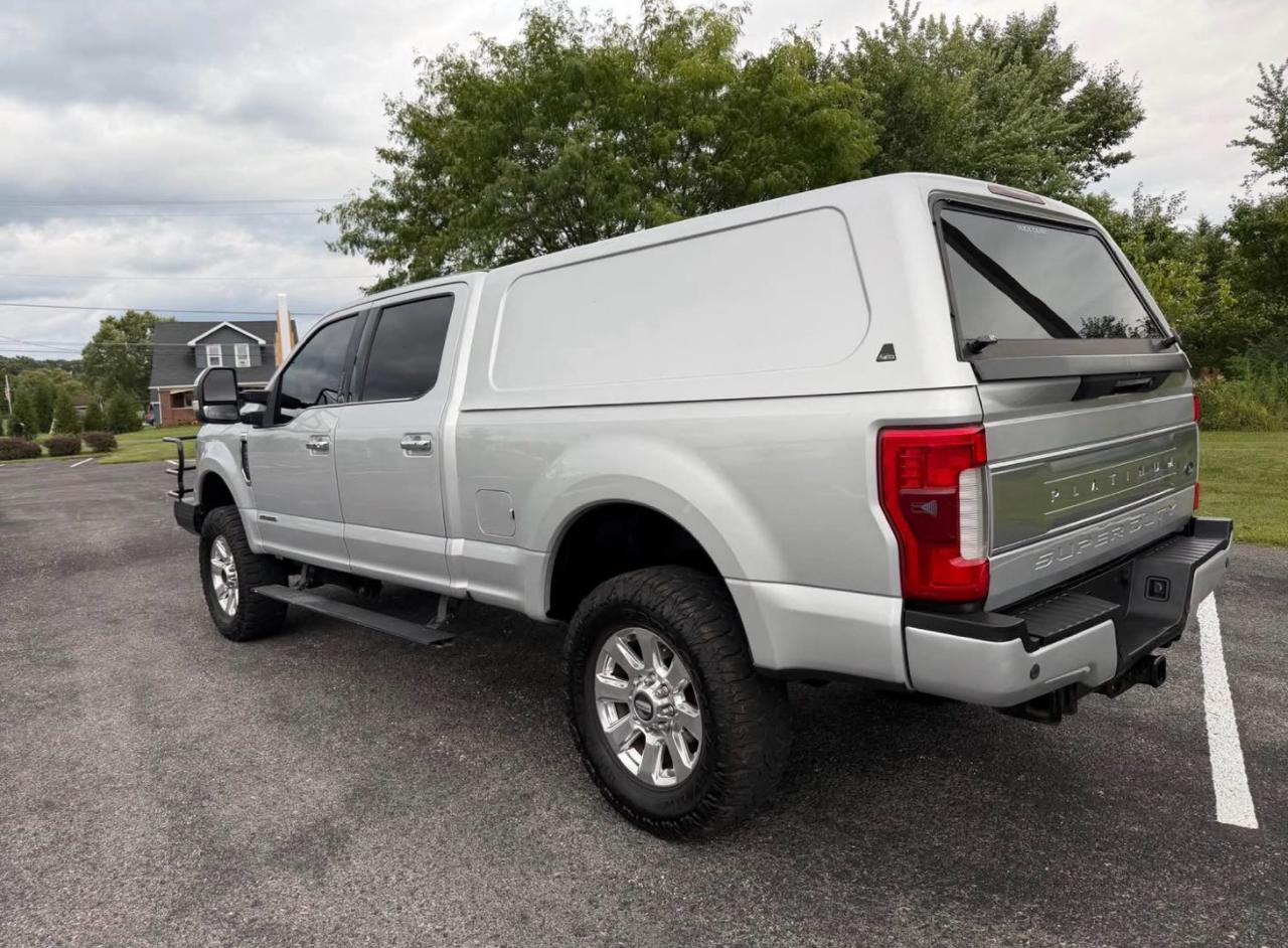 Ford F-250 SD Platinum Crew Cab 4WD 2018