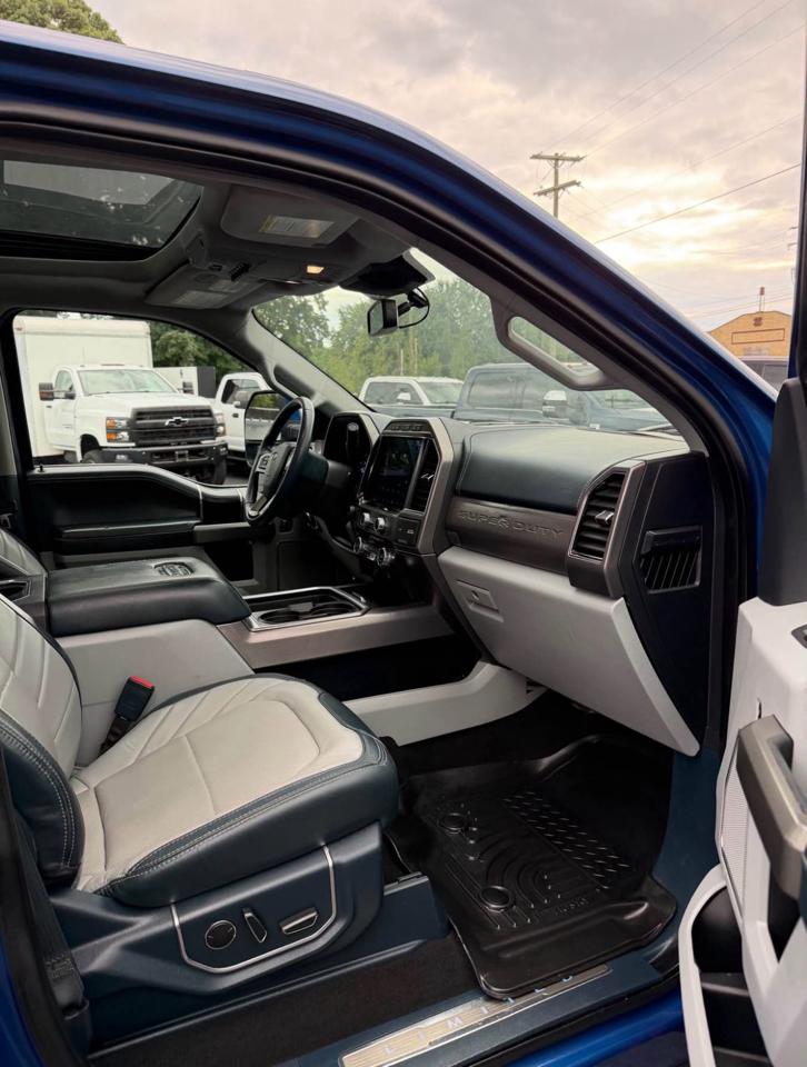 Ford F-250 SD Limited Crew Cab 4WD 2022