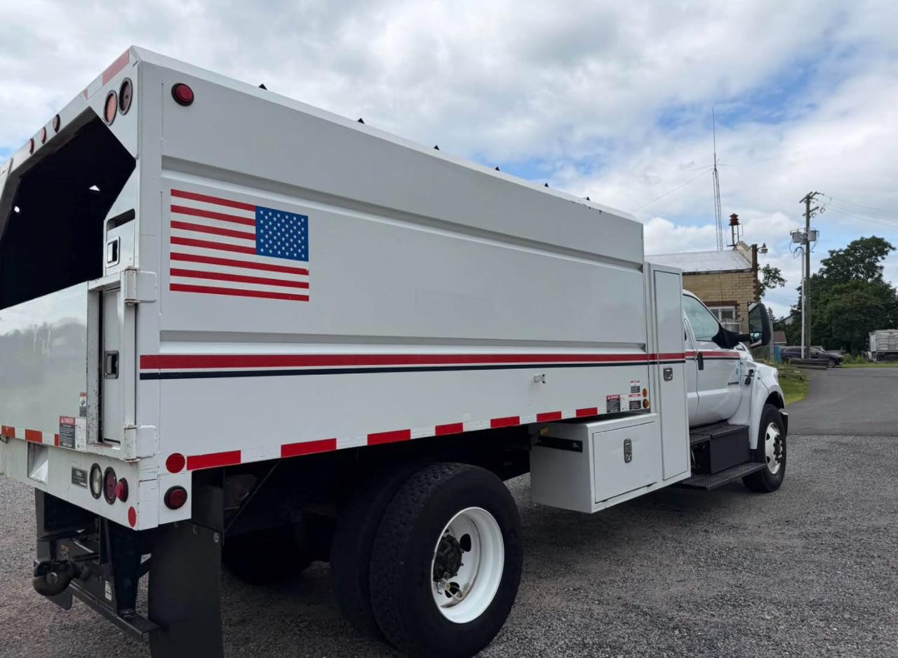 Ford F-750 SuperCab 2WD DRW 2018