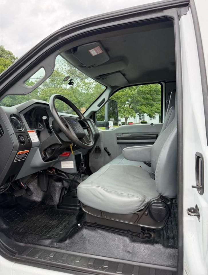 Ford F-750 SuperCab 2WD DRW 2018