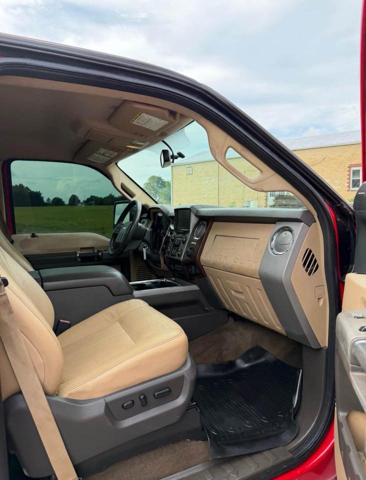 Ford F-350 SD Lariat Crew Cab 4WD 2013