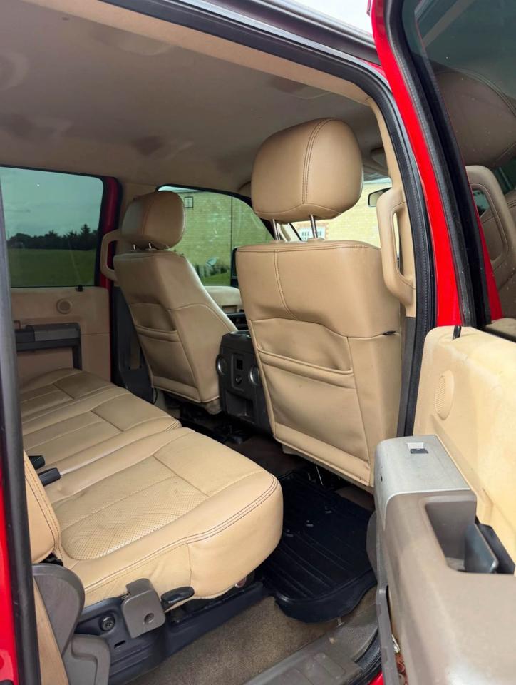 Ford F-350 SD Lariat Crew Cab 4WD 2013