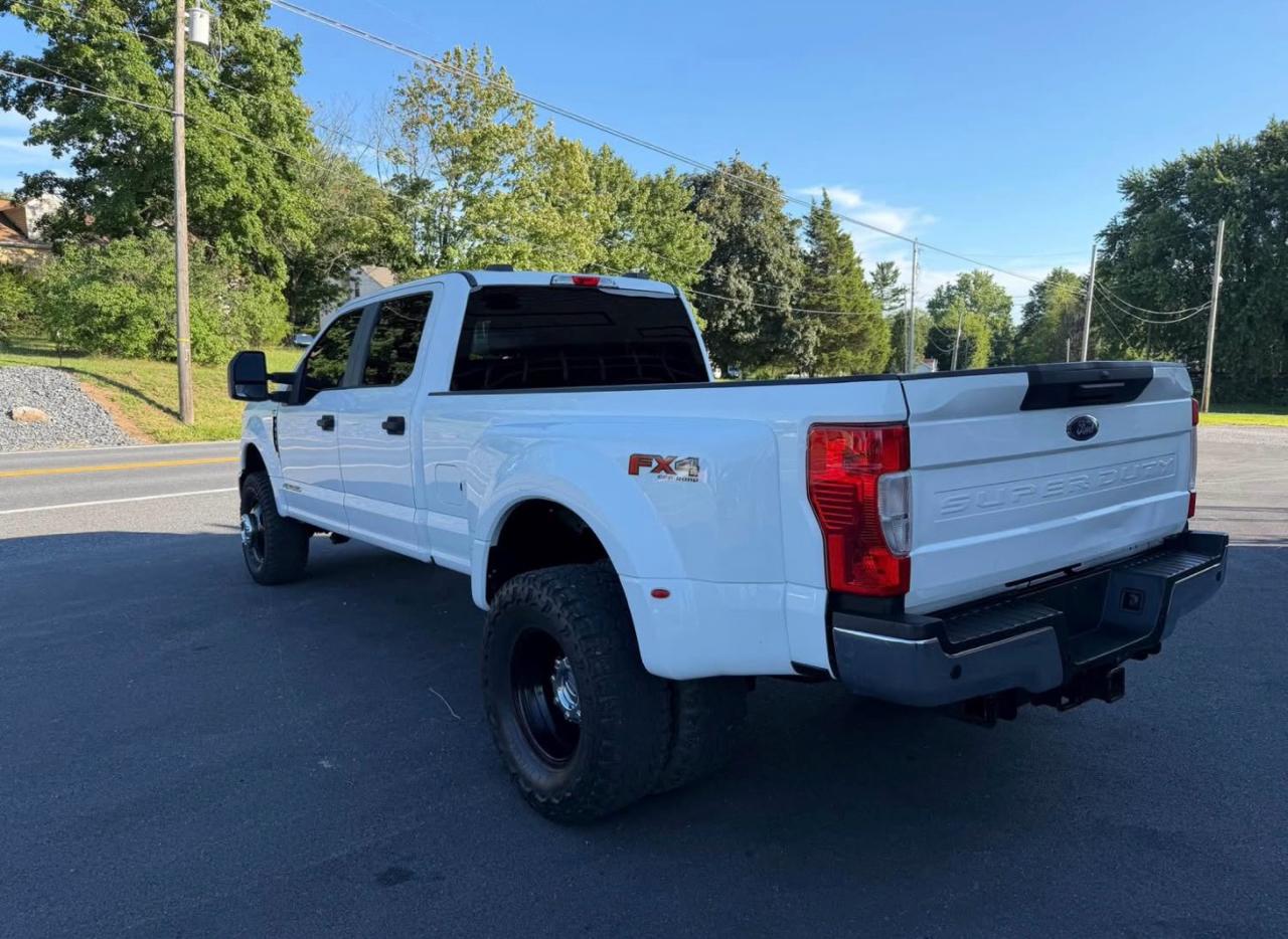 Ford F-350 SD XLT Crew Cab Long Bed DRW 4WD 2021