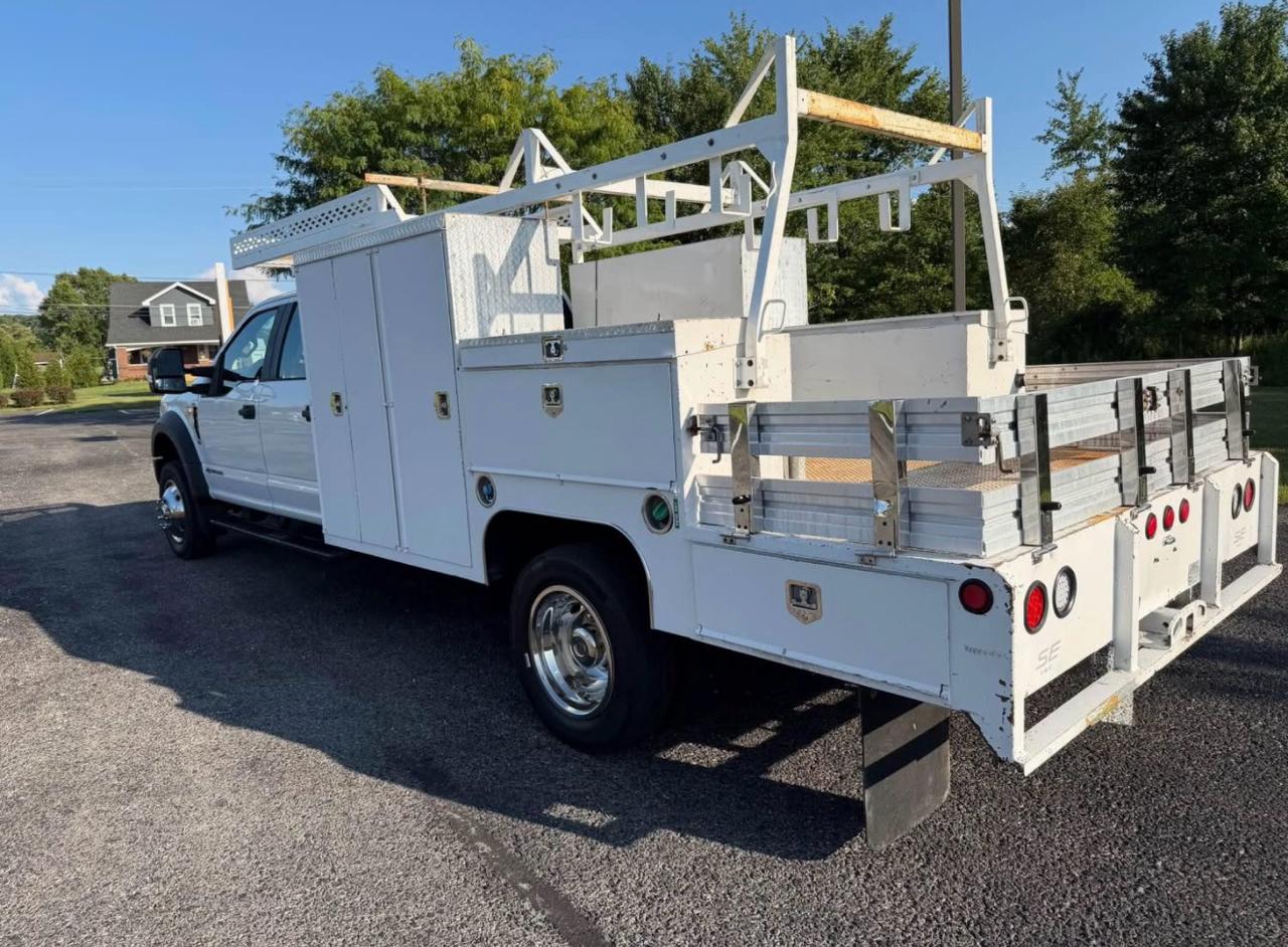 Ford F-550 Crew Cab DRW 2WD 2019