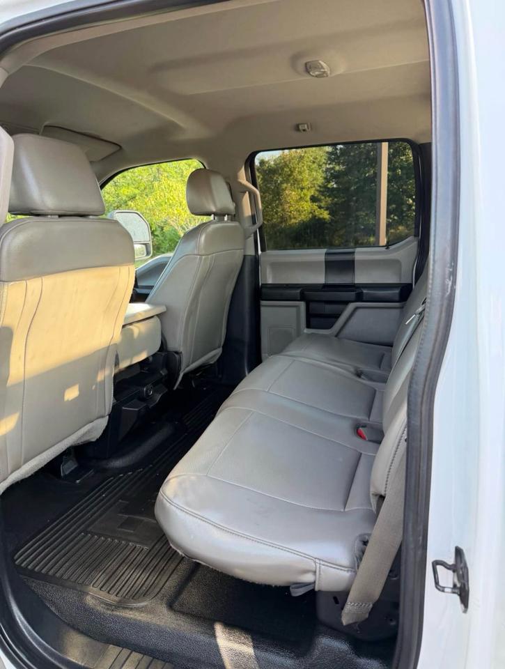 Ford F-550 Crew Cab DRW 2WD 2019
