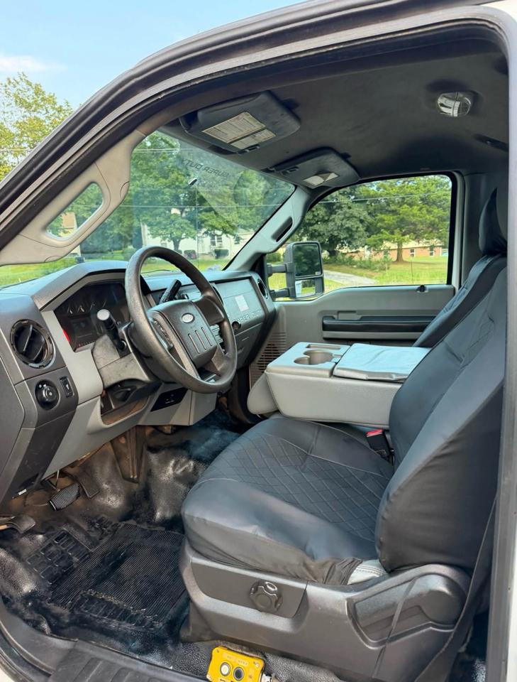 Ford F-550 Regular Cab DRW 4WD 2014