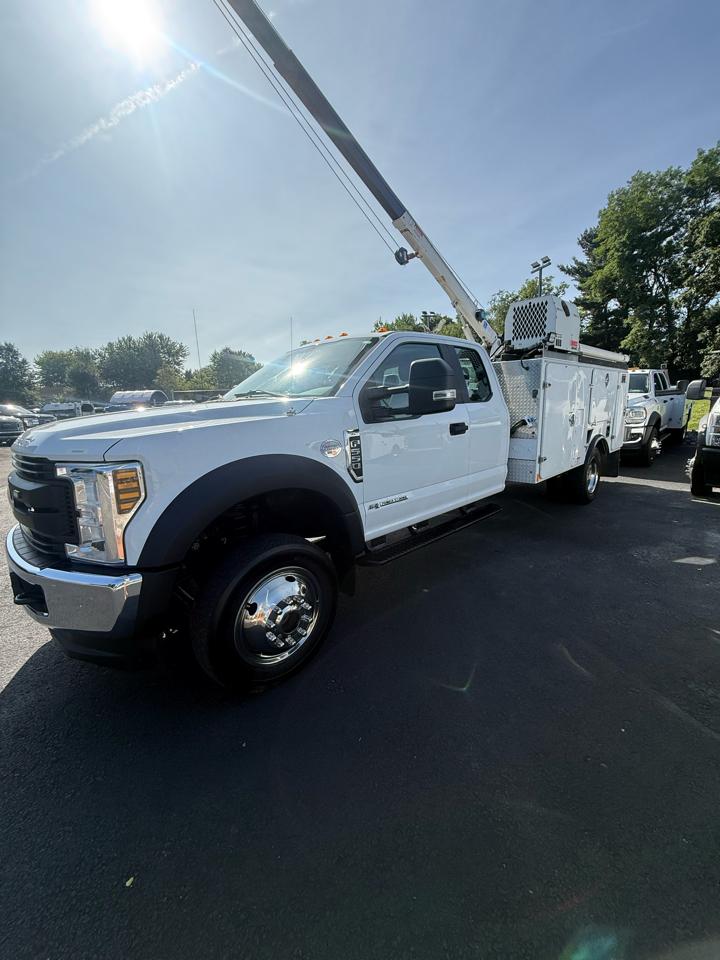 Ford F-550 SuperCab DRW 4WD 2019