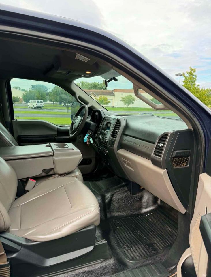 Ford F-350 SD XL Crew Cab 4WD 2017