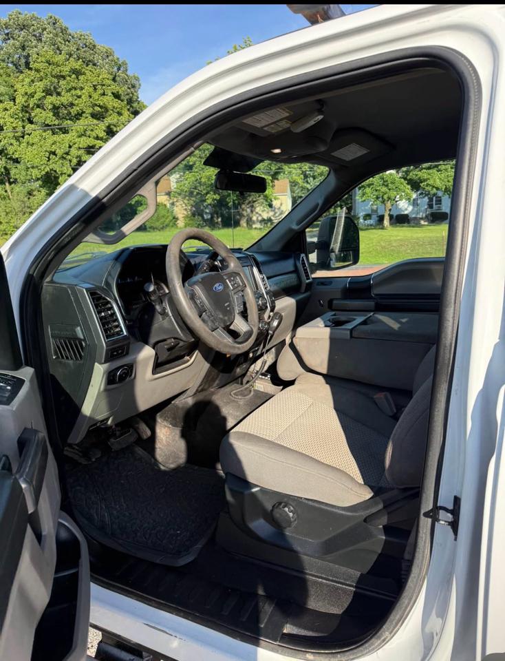 Ford F-250 SD XL Crew Cab 4WD 2018
