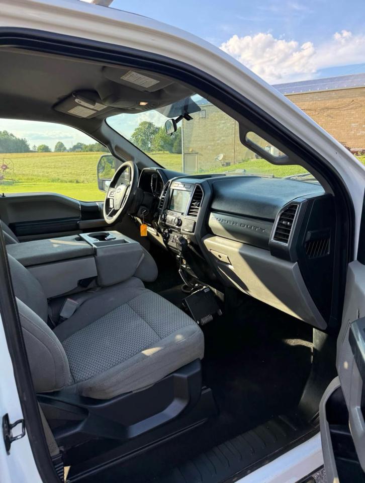 Ford F-250 SD XL Crew Cab 4WD 2018