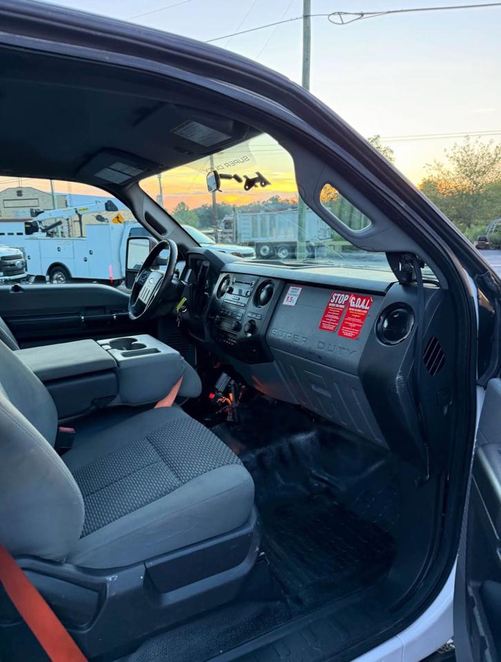 Ford F-550 Regular Cab DRW 4WD 2015
