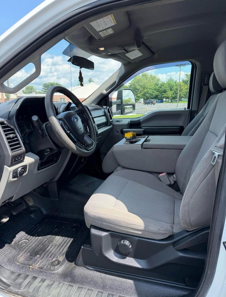 Ford F-550 Regular Cab DRW 4WD 2019