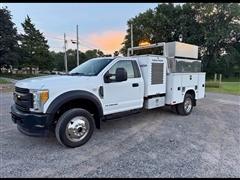 2017 Ford F-550 