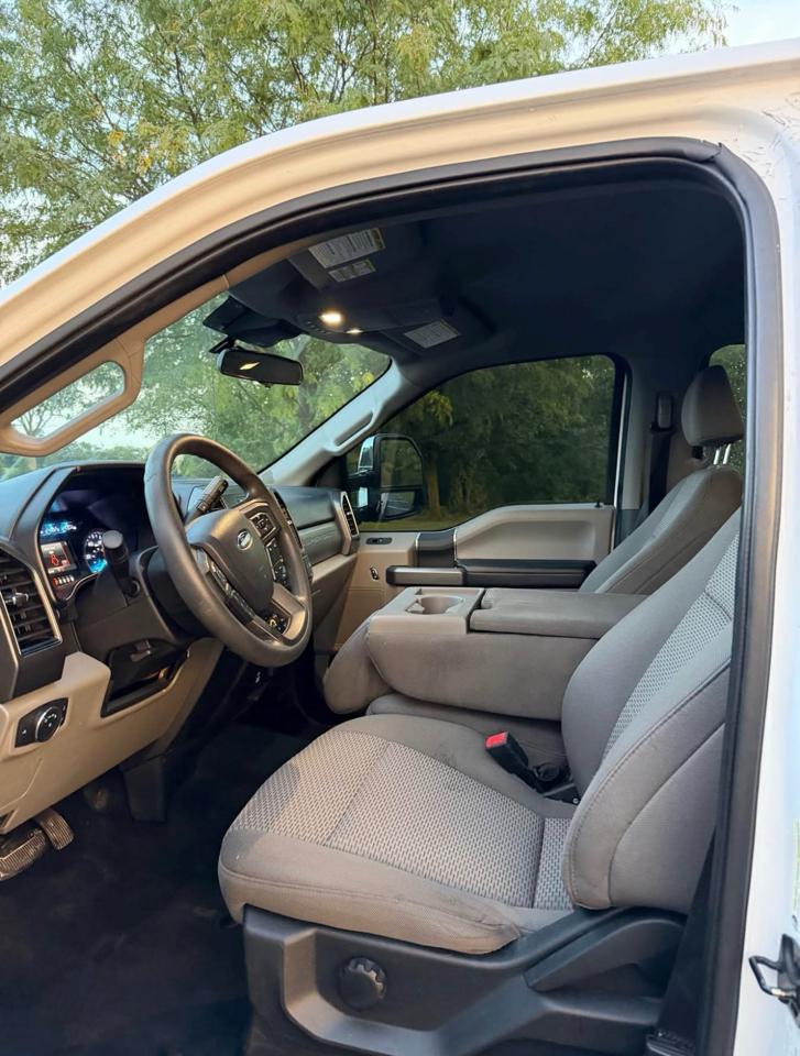 Ford F-250 SD XLT Crew Cab 4WD 2021