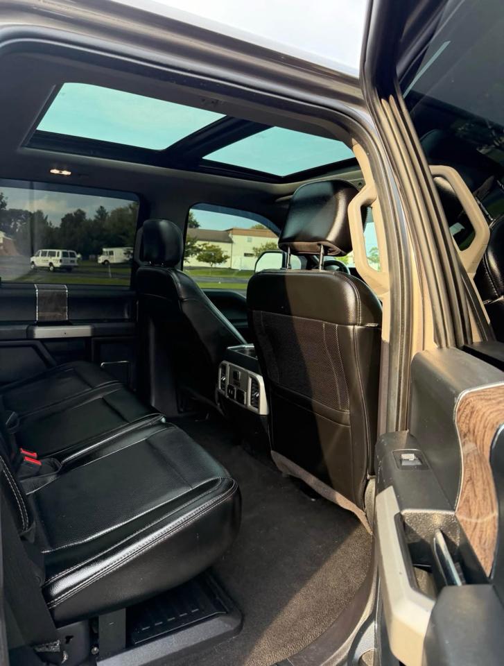 Ford F-250 SD Lariat Crew Cab 4WD 2018