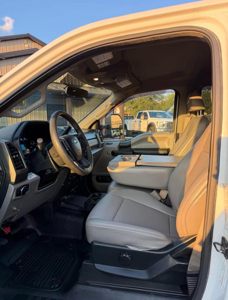 Ford F-550 Crew Cab DRW 4WD 2019