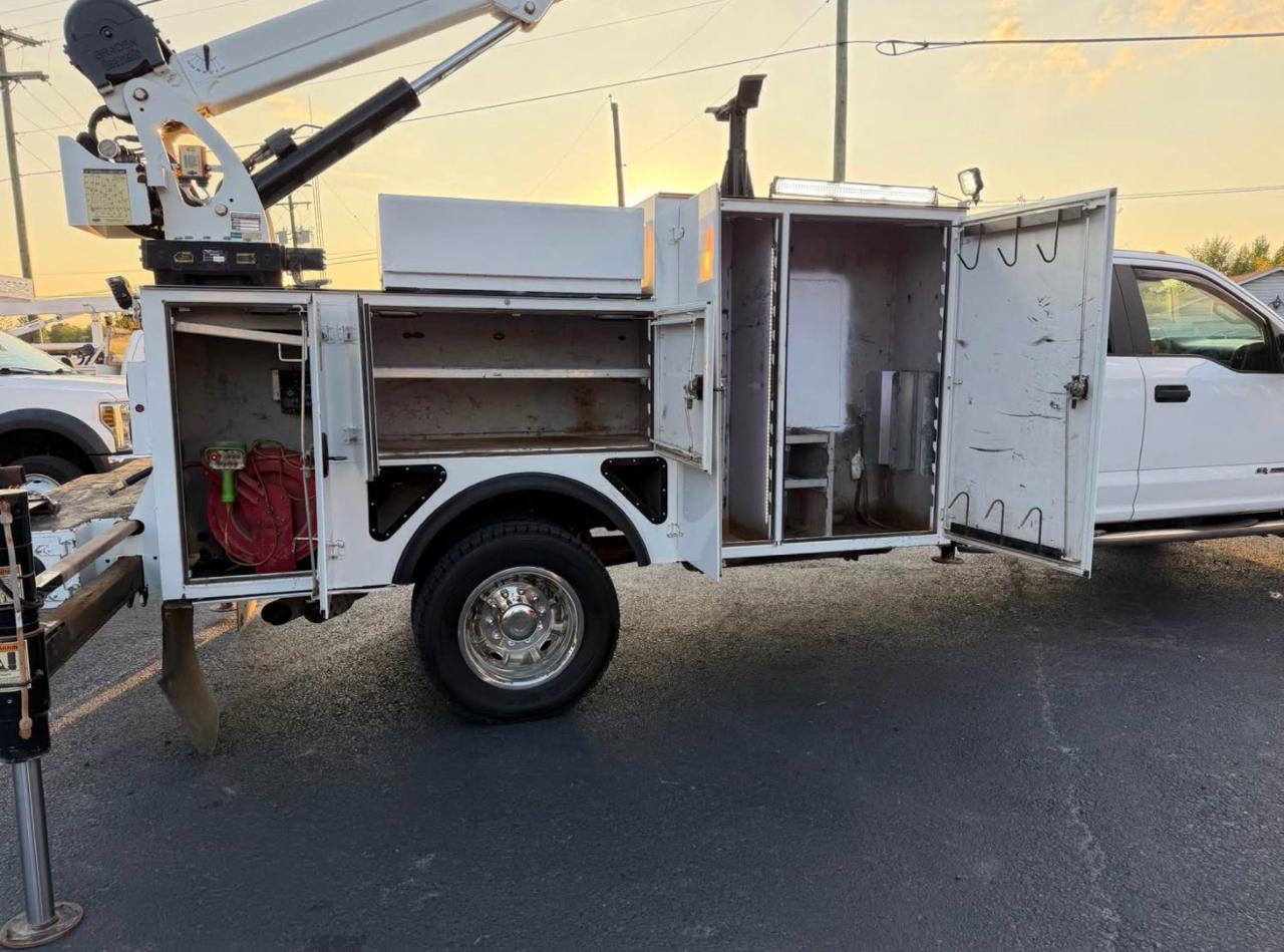 Ford F-550 Crew Cab DRW 4WD 2019