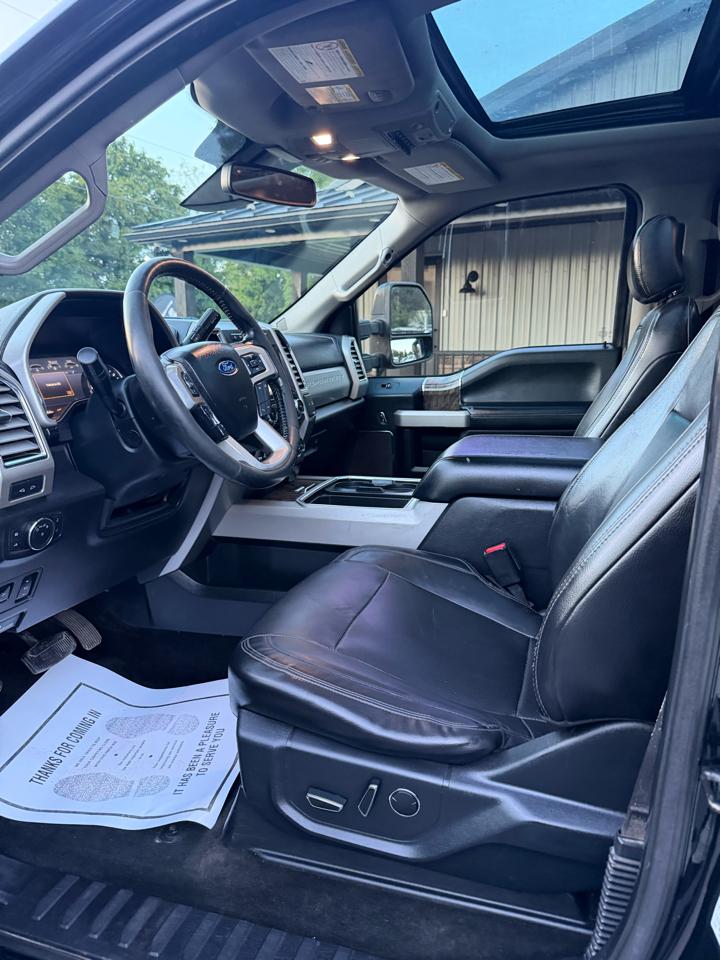 Ford F-250 SD Lariat Crew Cab 4WD 2017