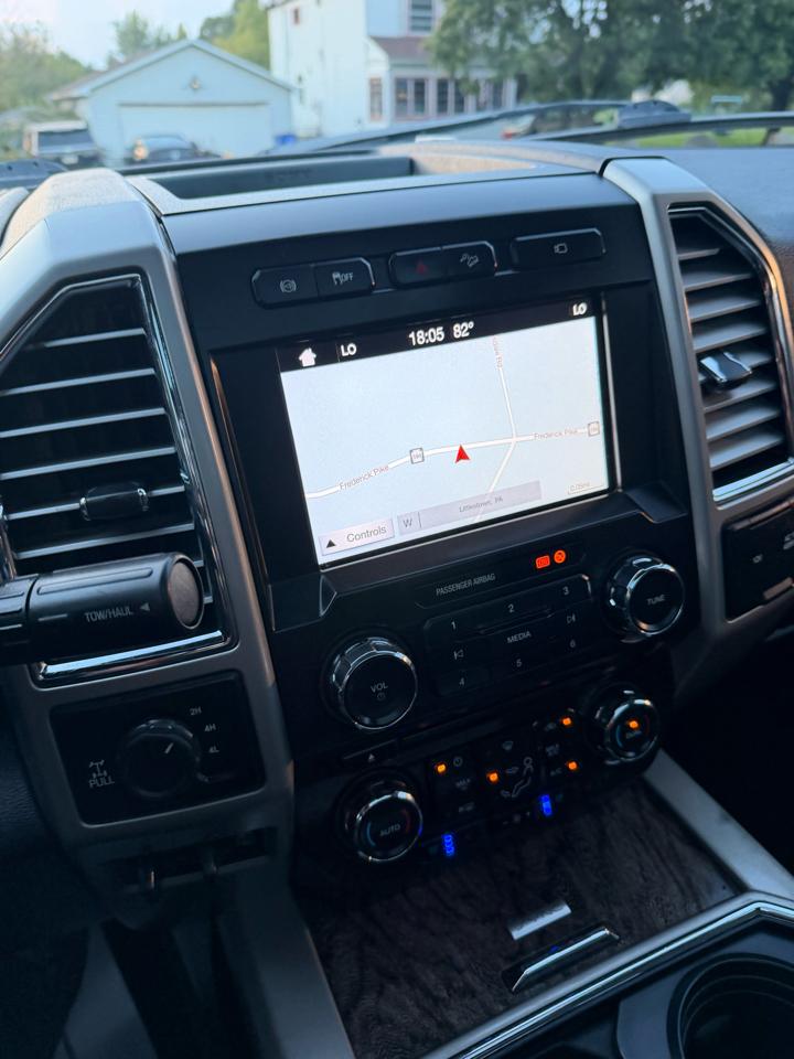 Ford F-250 SD Lariat Crew Cab 4WD 2017