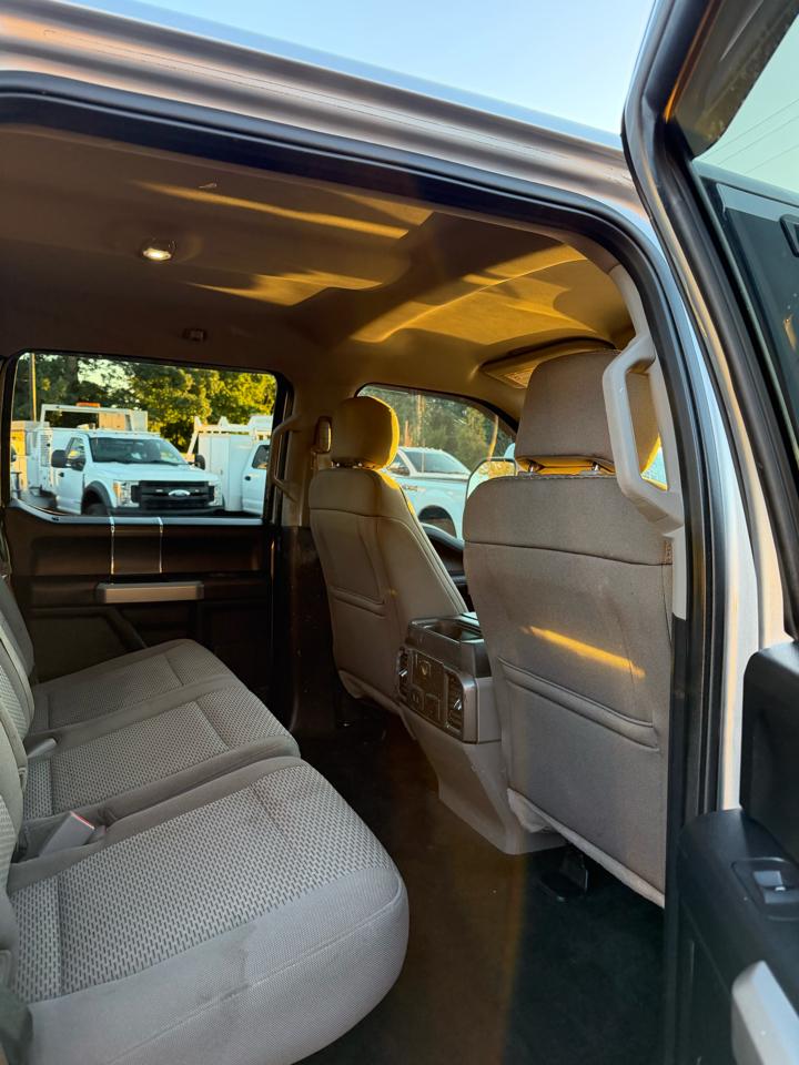 Ford F-250 SD XLT Crew Cab 4WD 2017