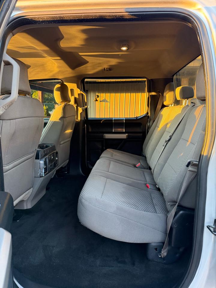 Ford F-250 SD XLT Crew Cab 4WD 2017