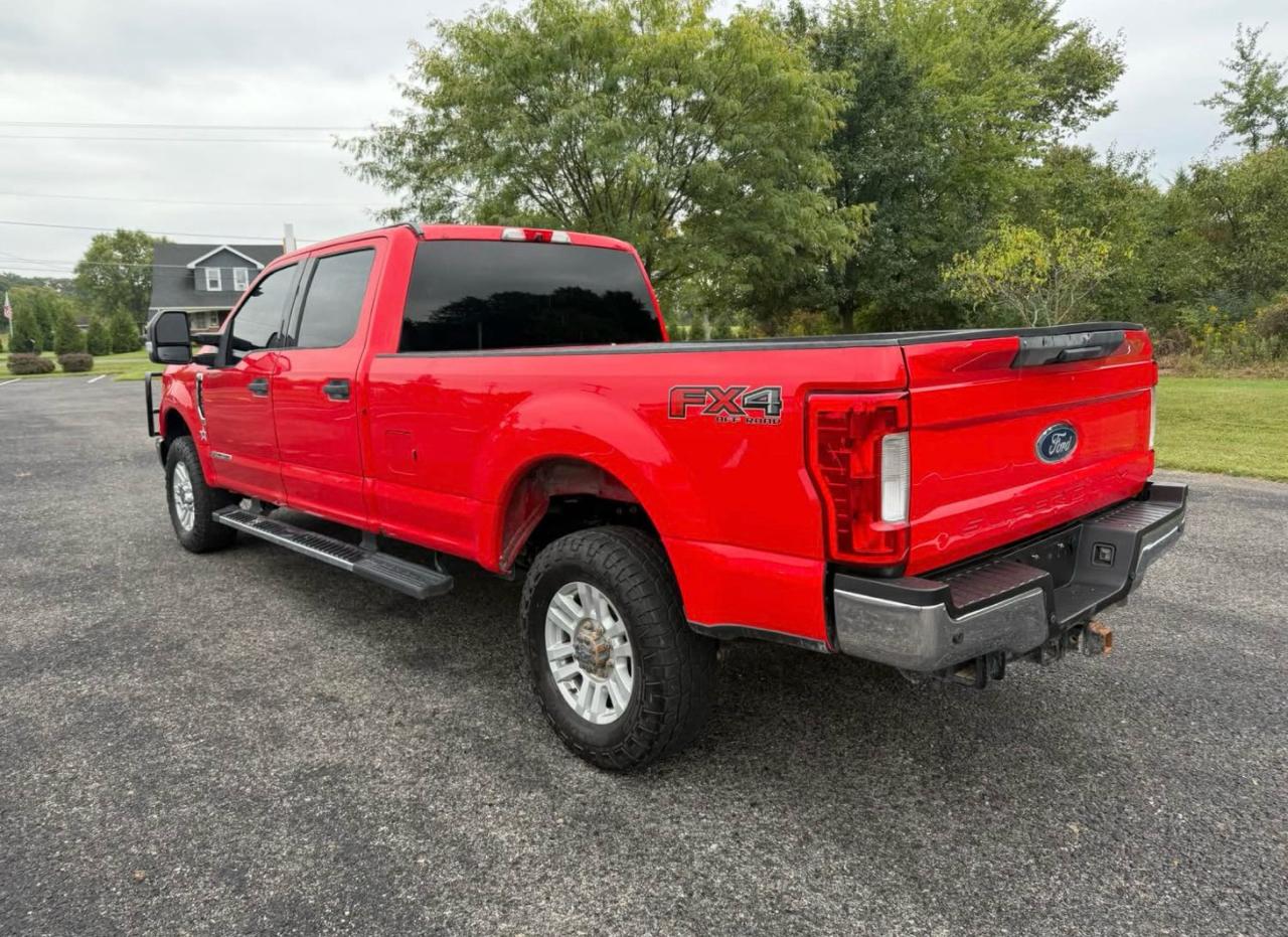 Ford F-350 SD XLT Crew Cab Long Bed 4WD 2018