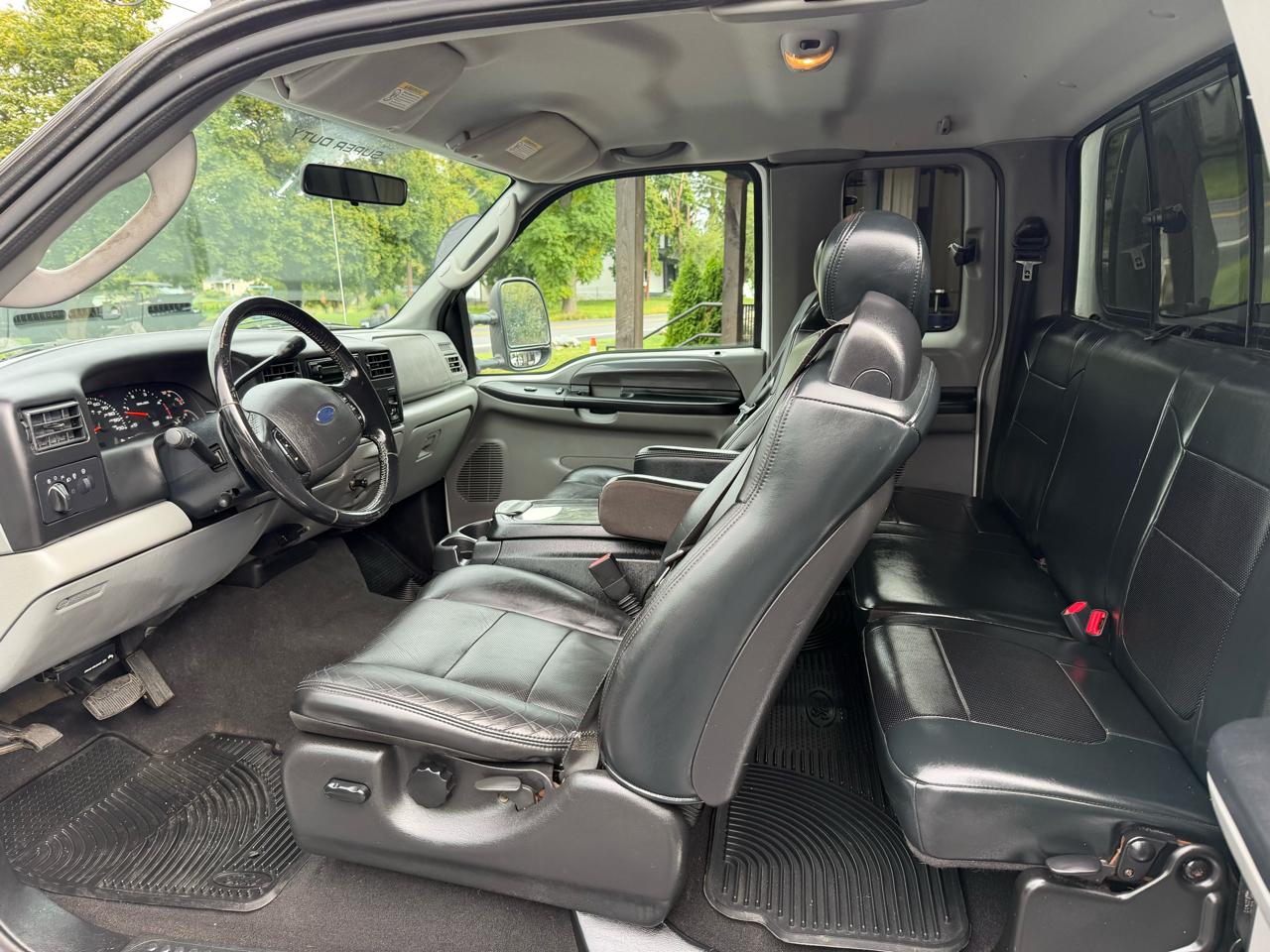 Ford F-250 SD XLT SuperCab 4WD 2004