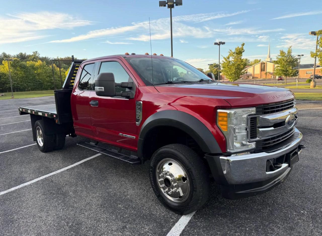 Ford F-550 SuperCab DRW 4WD 2017