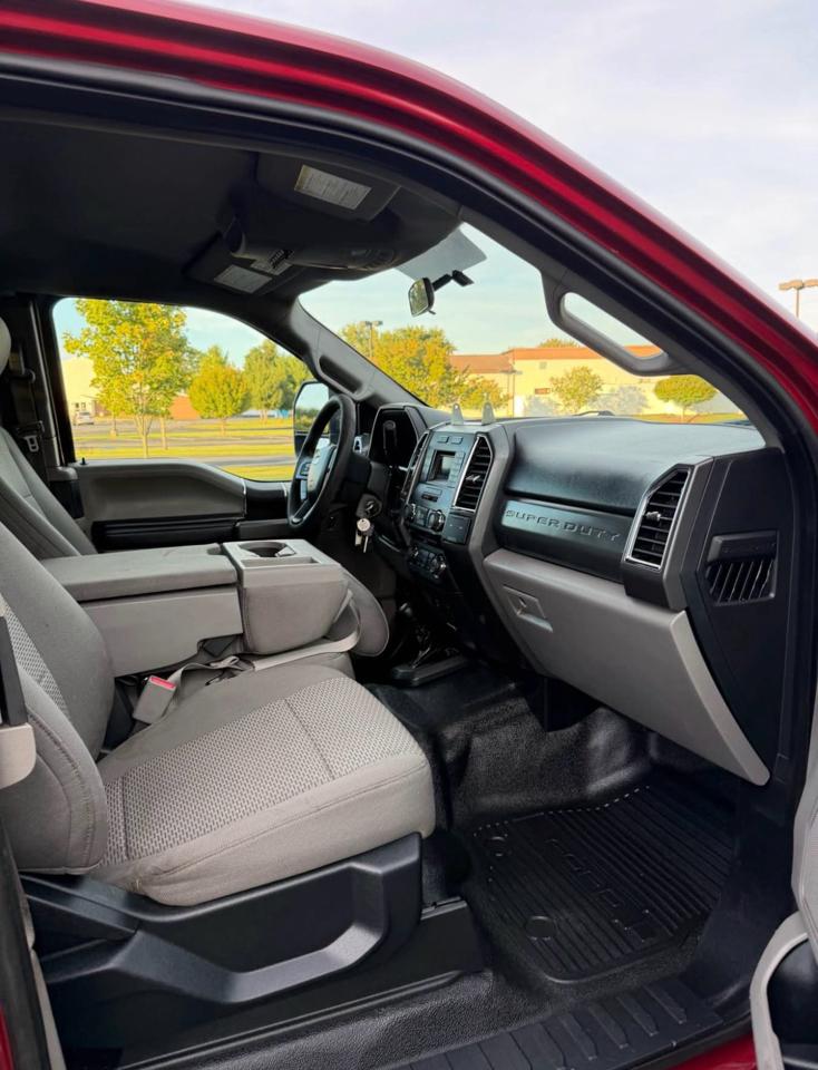 Ford F-550 SuperCab DRW 4WD 2017